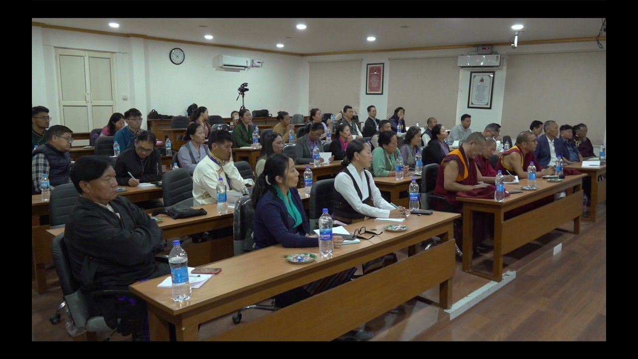 ༄༅། ། བོད་པའི་སློབ་གྲྭ་ཁག་གི་སཱི་ཤེས་ཡོན་སློབ་གསོའི་མཐུན་སྦྱོར་བ་རྣམས་ལ་ཟབ་སྦྱོང་དབུ་འཛུགས་གནང་བ།
