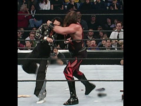 Les 11 éliminations de Kane en 2001