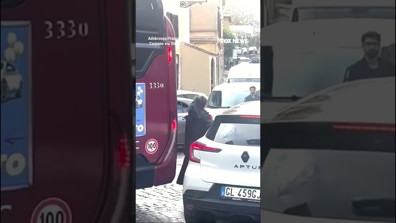 WATCH: Nun DIRECTS TRAFFIC near Rome's Colosseum #shorts #Rome #Colosseum #viral #nun #foxnews