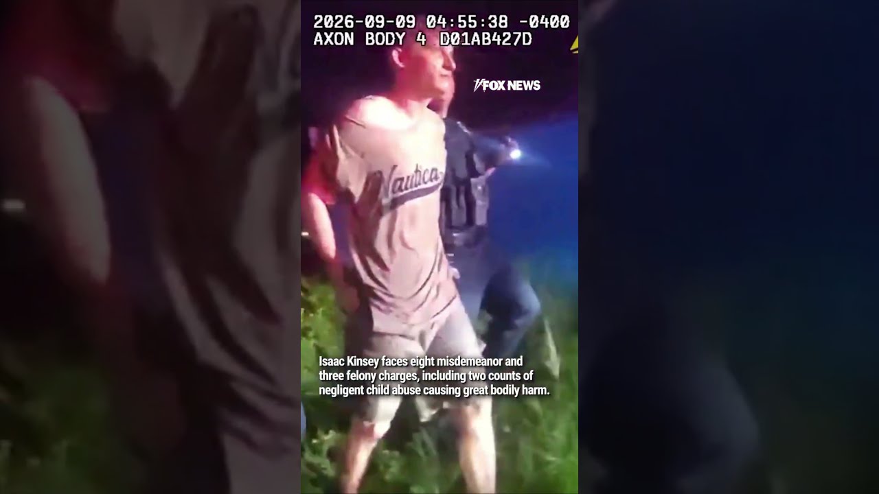DUI suspect CRAWLS through SWAMP with kids after CRASH #shorts #us #news #Florida #swamp