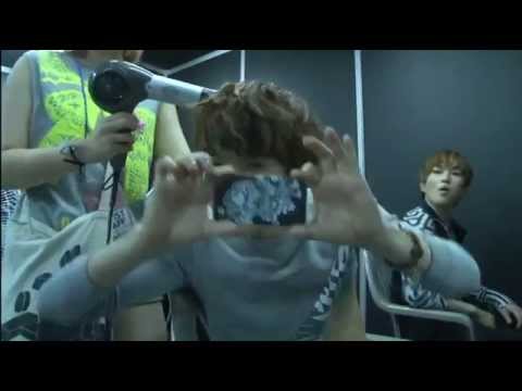 SHINee 샤이니 Dorky Moments ♡ SHINee World II