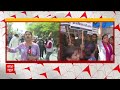 Arvind Kejriwal पर भड़के शरणार्थी, CAA पर गरमाया महौल... अब क्या करेंगे CM ? | Delhi | ABP News  - 07:26 min - News - Video