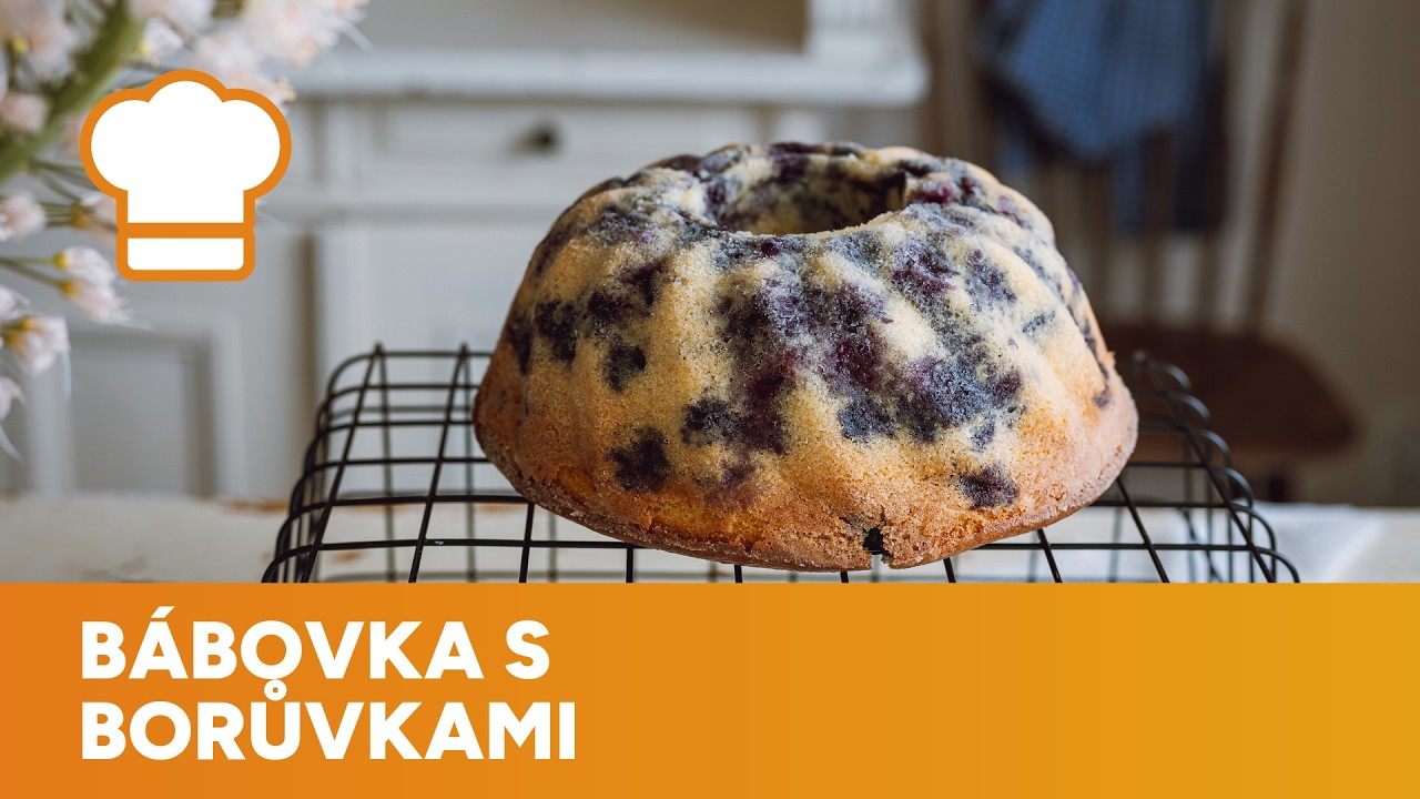 Dokonalá tvarohová bábovka s borůvkami 🫐 Recept od Petry Burianové!