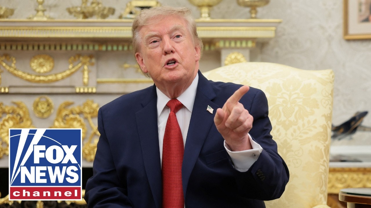 Trump SHUTS DOWN ‘fake news’ CNN reporter: ‘BE QUIET’