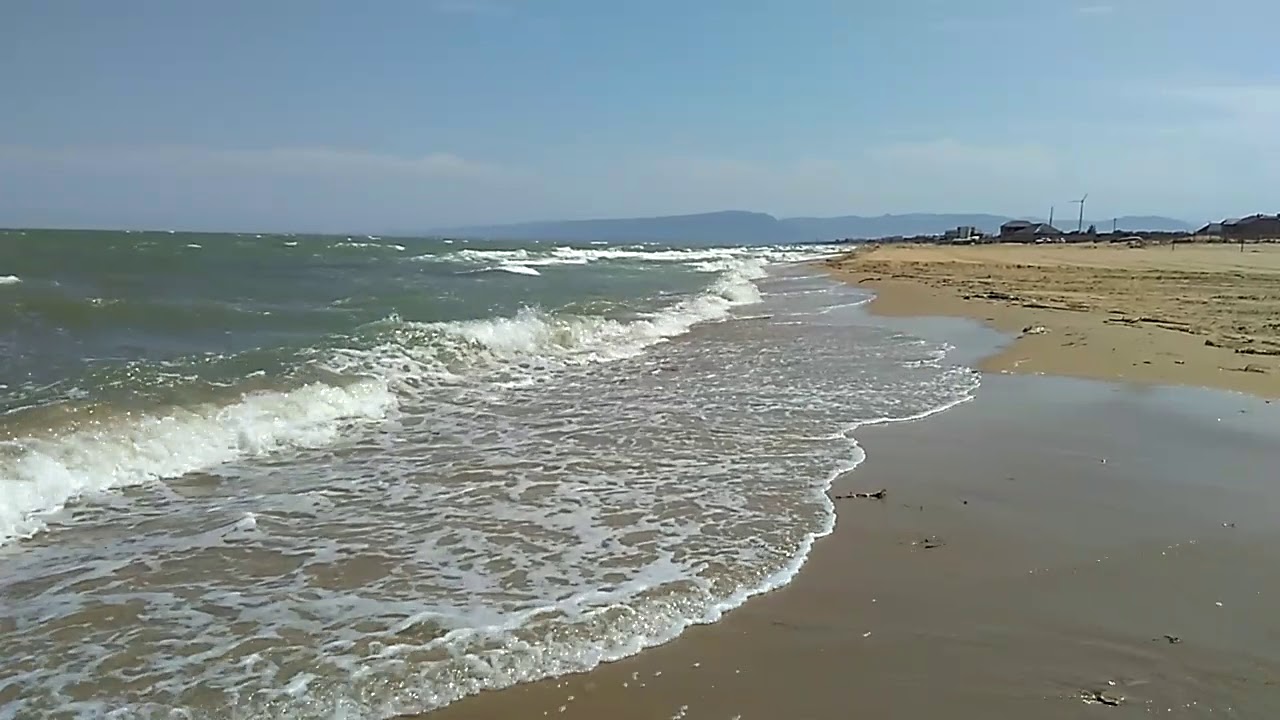 Каспий первомайский. Дагестан Махачкала Каспийское море. Каякент Каспийское море. Море Каспий Махачкала. Махачкала берег Каспийского моря.