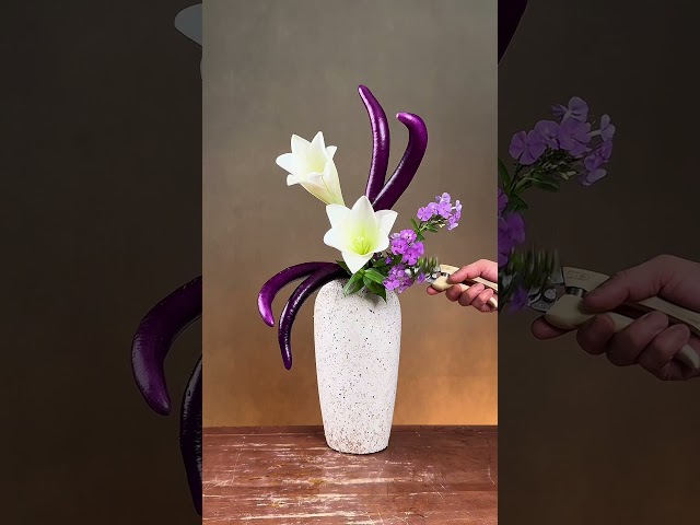 茄子彭亨瓜子长，一时风味蓼花香。蔬果中式插花教程#东方插花#苏韵插花#中式插花#插花教程#禅意茶席插花#生活美学#传统插花#插花艺术