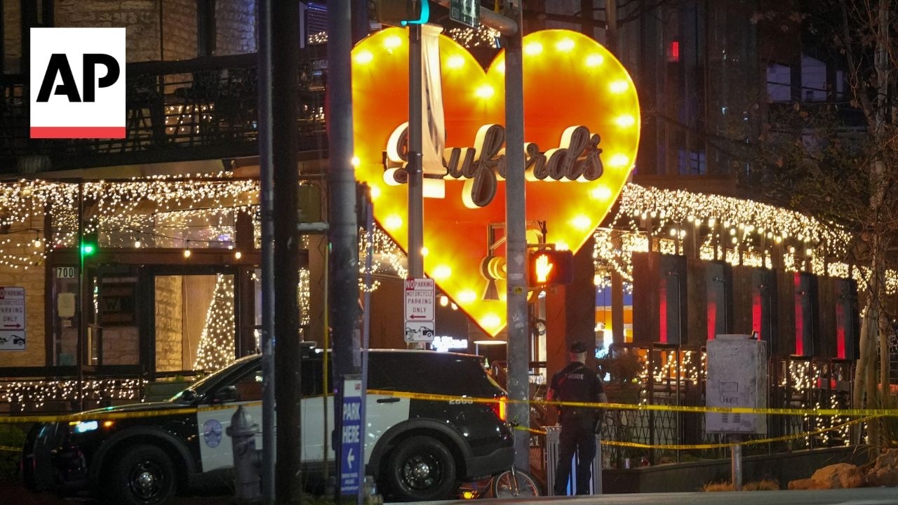 Witness video shows chaos during bar shooting in Austin, Texas
