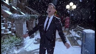 Michael Bublé - Santa Claus Is Coming To Town [Official Music Video]