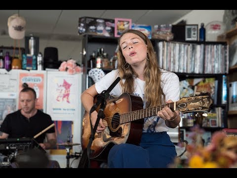 Maggie Rogers: NPR Music Tiny Desk Concert
