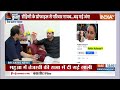 PM Modi Mother Abuse: तेजस्वी यादव की रैली में फिर हुआ पीएम मोदी की मां का अपमान? | Kahani Kursi Ki  - 06:35 min - News - Video
