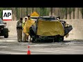 1 killed, 32 injured in collision of bus and SUV on Los Angeles area freeway