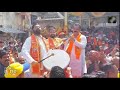 Maharashtra CM Beats Drum to Celebrate Pran Pratishtha of Ram Temple in Thane | News9