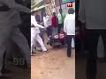 ఓటరుపై దాడి చేసిన కాంగ్రెస్‌ అభ్యర్థి సురేష్ షెట్కార్  సోదరుడు | MP brother attacked Voter #99tvlive  - 00:50 min - News - Video