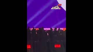 صعود فرقة أنغام على المسرح استعدادًا لانطلاق حفلها بمهرجان العلمين الجديدة