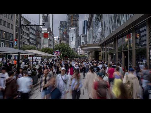 Πόσο πιθανό είναι το σνεάριο αποπληθωρισμού στην Ευρώπη σύμφωνα με αναλυτές που μίλησαν στο Euronews