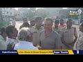 LIVE🔴: కాకినాడలో హై టెన్షన్.. వంగవీటి రంగా విగ్రహంపై గొడవ రంగంలోకి పోలీసులు😱🔥| Vangaveeti Ranga Idol  - 00:00 min - News - Video