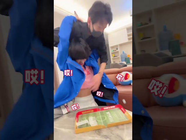 这样的足球宝贝谁顶得住啊！#日常搞笑 #vlog日常