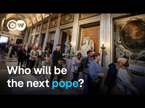 Mourners gather at tomb of Pope Francis in Rome | DW News