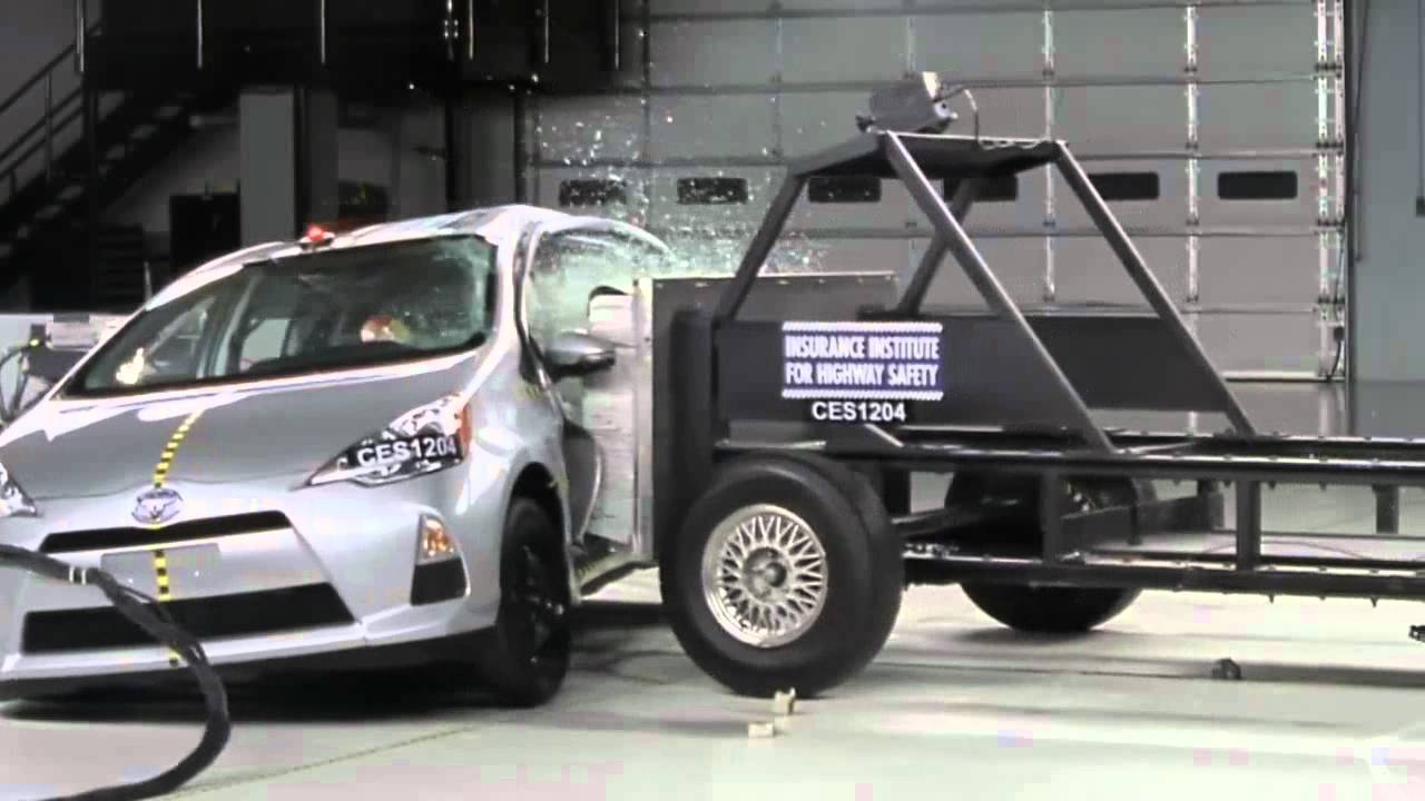 2012 Toyota prius c crash test