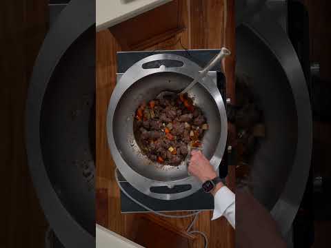 Олень в вине