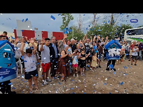 “Llegó el día de la emoción y alegría que significa el sueño cumplido de la casa propia”