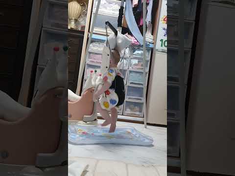 신나게 뛰다가 쪽쪽이가 뚝!