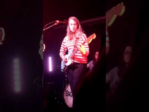 Marika Hackman - Boyfriend ~ 06.03.17