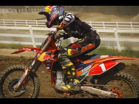 RAW: Lake Elsinore Pro Practice - Villopoto, Dungey, Roczen, Cianciarulo