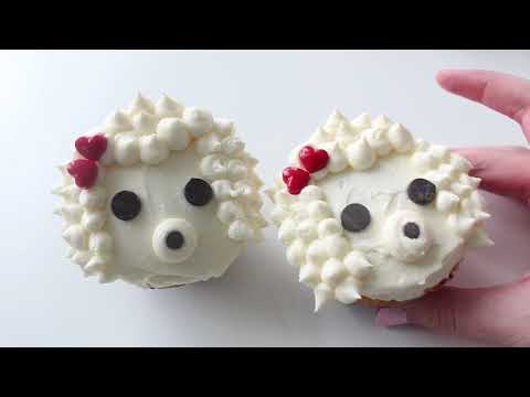 These Dog Cupcakes Are Almost Too Cute To Eat!