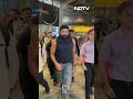 Bobby Deol Mobbed By Fans At The Airport  - 02:08 min - News - Video