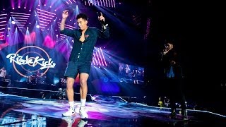 Rizzle Kicks - full set from Radio 1&#39;s Teen Awards 2013