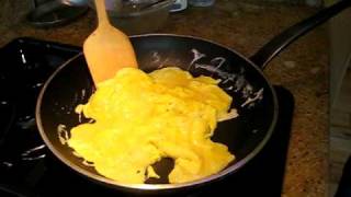 如何炒出蓬鬆軟嫩的蛋