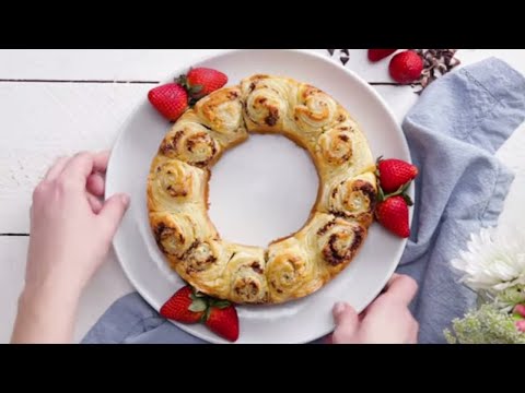 12 Holiday Recipes That Could Double As Your Christmas Wreath