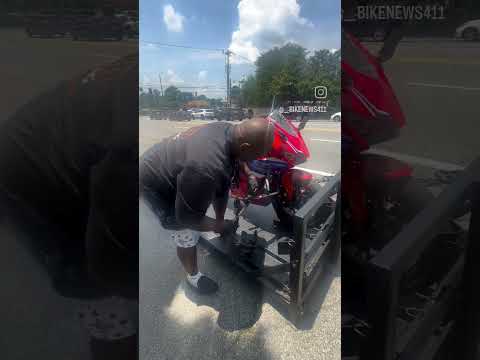 had 1 on the 4th you already know FHO TOWING to the rescue. ‎⁨‎⁨‎⁨@EricksonMFG⁩ 