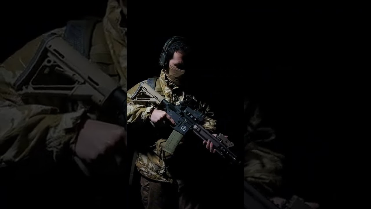 #SHORTS Rossi Neptune 10.5" SAS