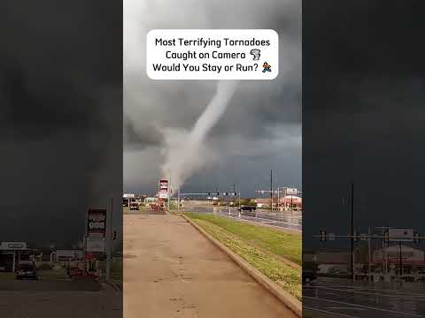 Most Terrifying Tornadoes Caught on Camera 🌪️ – Would You Stay or Run? 🏃♂️