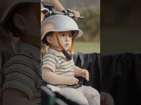 Buckled helmets, happy kids and the coolest mom on wheels!