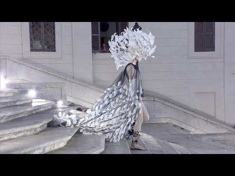 Valentino | Haute Couture Fall Winter 2022/2023 | Full Show