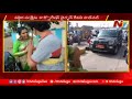 AP Vaddera Corporation chief Devalla Revathi slaps staff at Kaza toll plaza