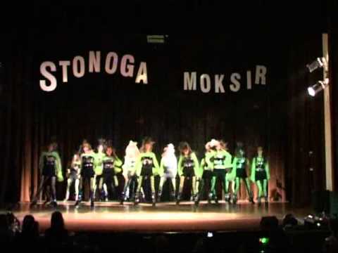Kadr z filmu STONOGA 2012 - BROOKLYN - disco-dance 12-15 lat - I miejsce