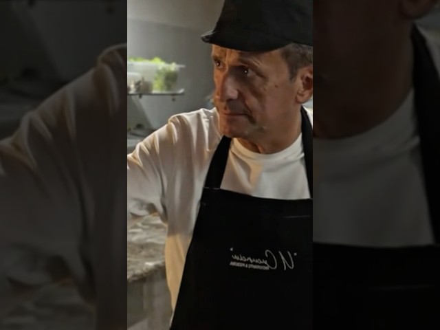 Uccio De Santis in pizzeria 🍕