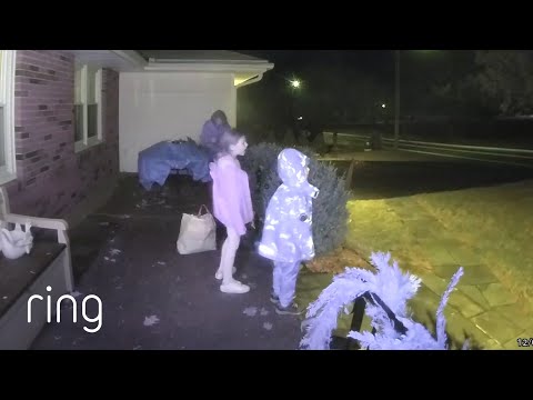 Grandchildren With The Holiday Spirit Decided to Start Caroling For Their Grandma | RingTV