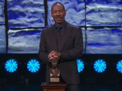 Murphy Makes Cosby Jokes at Award Ceremony