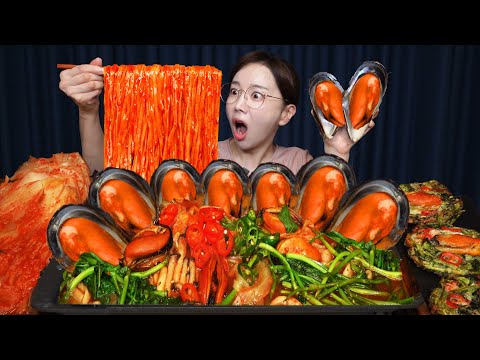 초대왕 자연산 홍합으로 만든 🖤 섭 장칼국수 레시피 & 먹방 Giant Mussel Kalguksu Korean Seafood Noodles Mukbang ASMR Ssoyoung