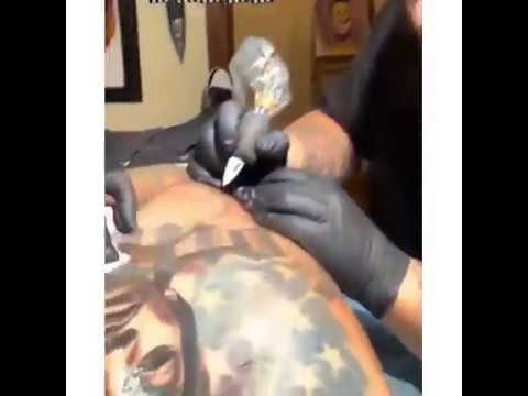 The Game Tattoo’s Nipsey Hussle On His Chest In Memory! #RIPNIPSEYHUSSLE