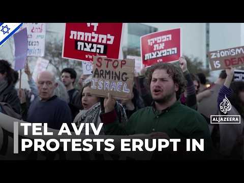Israel Anti-War Protests Turn Violent | Police Crackdown in Tel Aviv