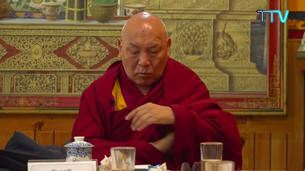 ཤེས་ཡོན་ལྷན་ཚོགས་དང་ཤེས་ཡོན་སློབ་སྟོན་ཚོགས་ཆུང་གཅིག་ལྕོགས་ཀྱི་ལྷན་ཚོགས་སྐབས་ཀྱི་གསུང་བཤད།