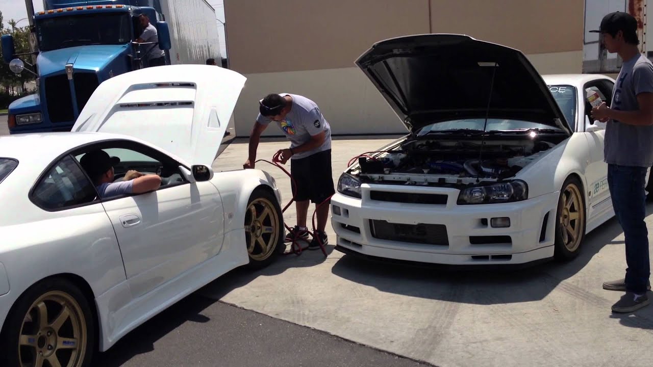 Nissan silvia s15 vs nissan skyline r34 #7