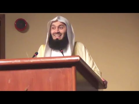 The Imam that ran away ~ FUNNY ~ Mufti Menk True Story!