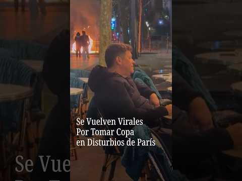 Una Pareja Tiene una Cita en Medio de las Protestas en Francia